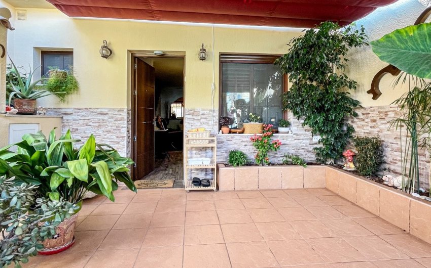 Revente - Town House -
Torrevieja - Costa Blanca