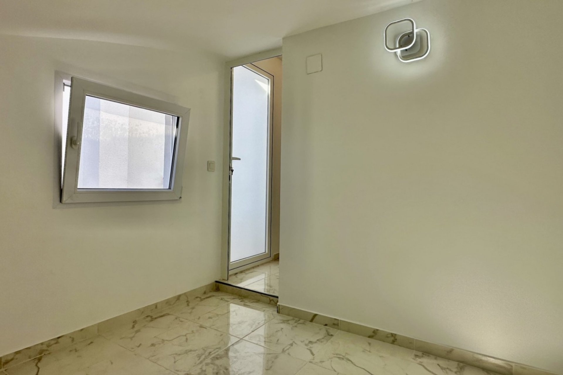 Revente - Town House -
Torrevieja - Costa Blanca