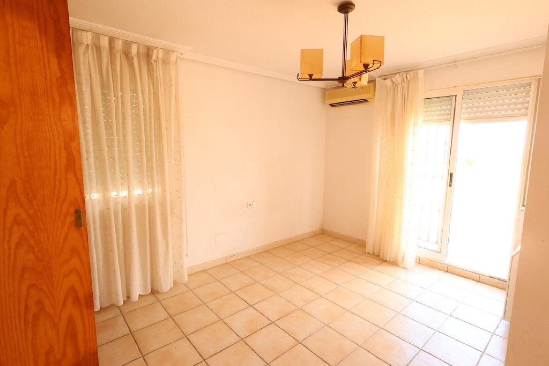 Revente - Town House -
Torrevieja - Costa Blanca