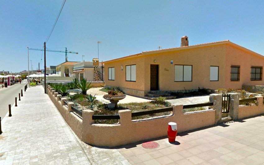 Revente - Town House -
Torrevieja - La Mata