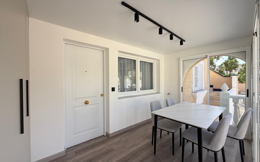 Revente - Town House -
Torrevieja - Miramar - Torre Del Moro