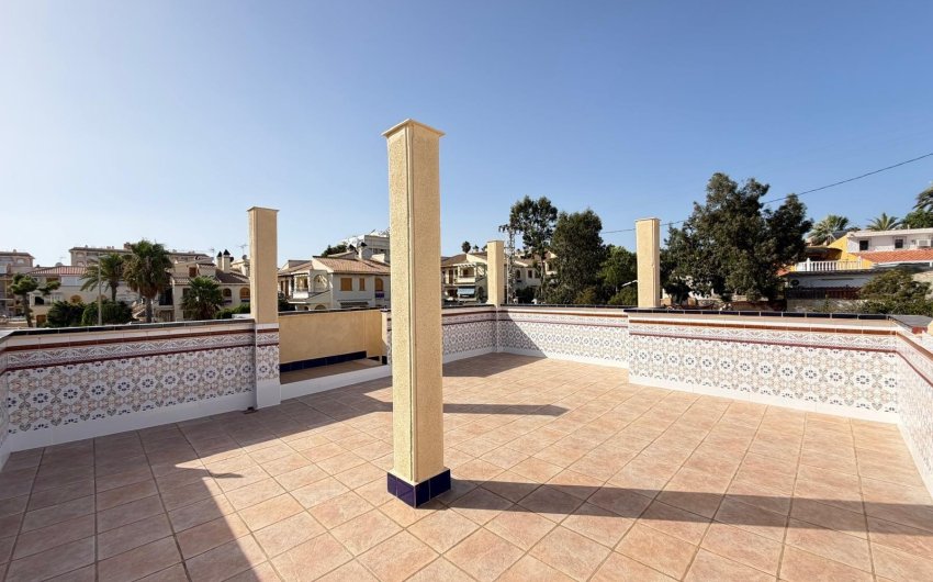 Revente - Town House -
Torrevieja - Miramar - Torre Del Moro