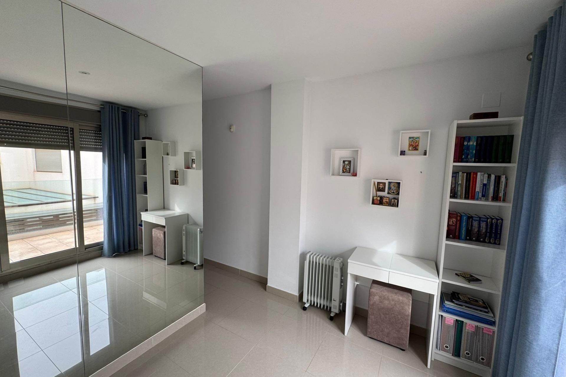 Revente - Town House -
Torrevieja - Punta Prima