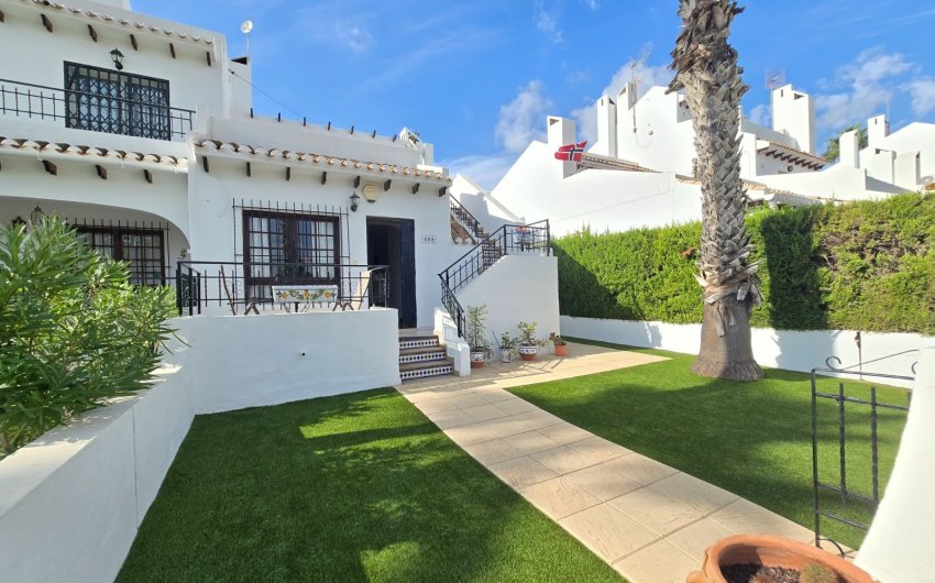 Revente - Town House -
Villamartin - Costa Blanca