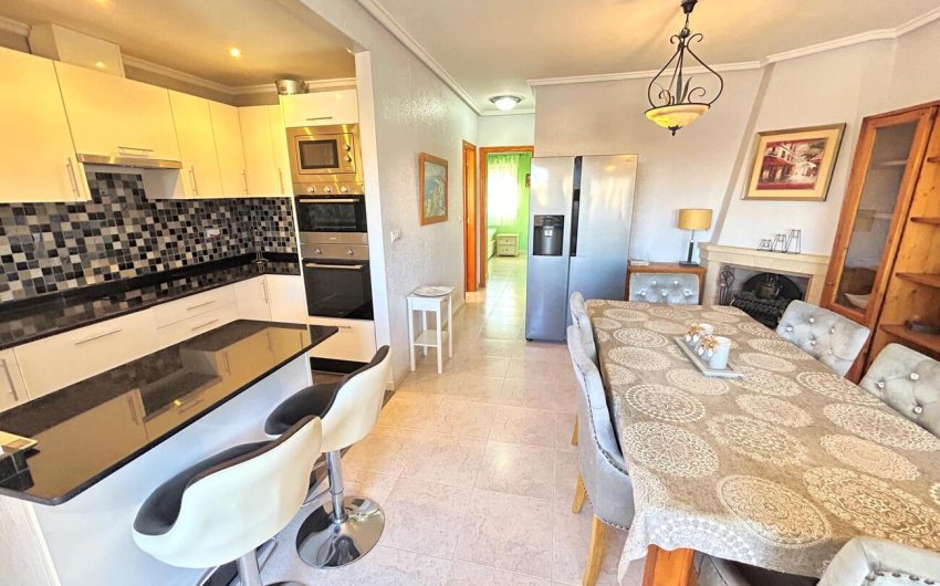 Revente - Town House -
Villamartin - Costa Blanca