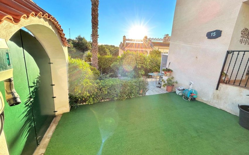 Revente - Town House -
Villamartin - Costa Blanca