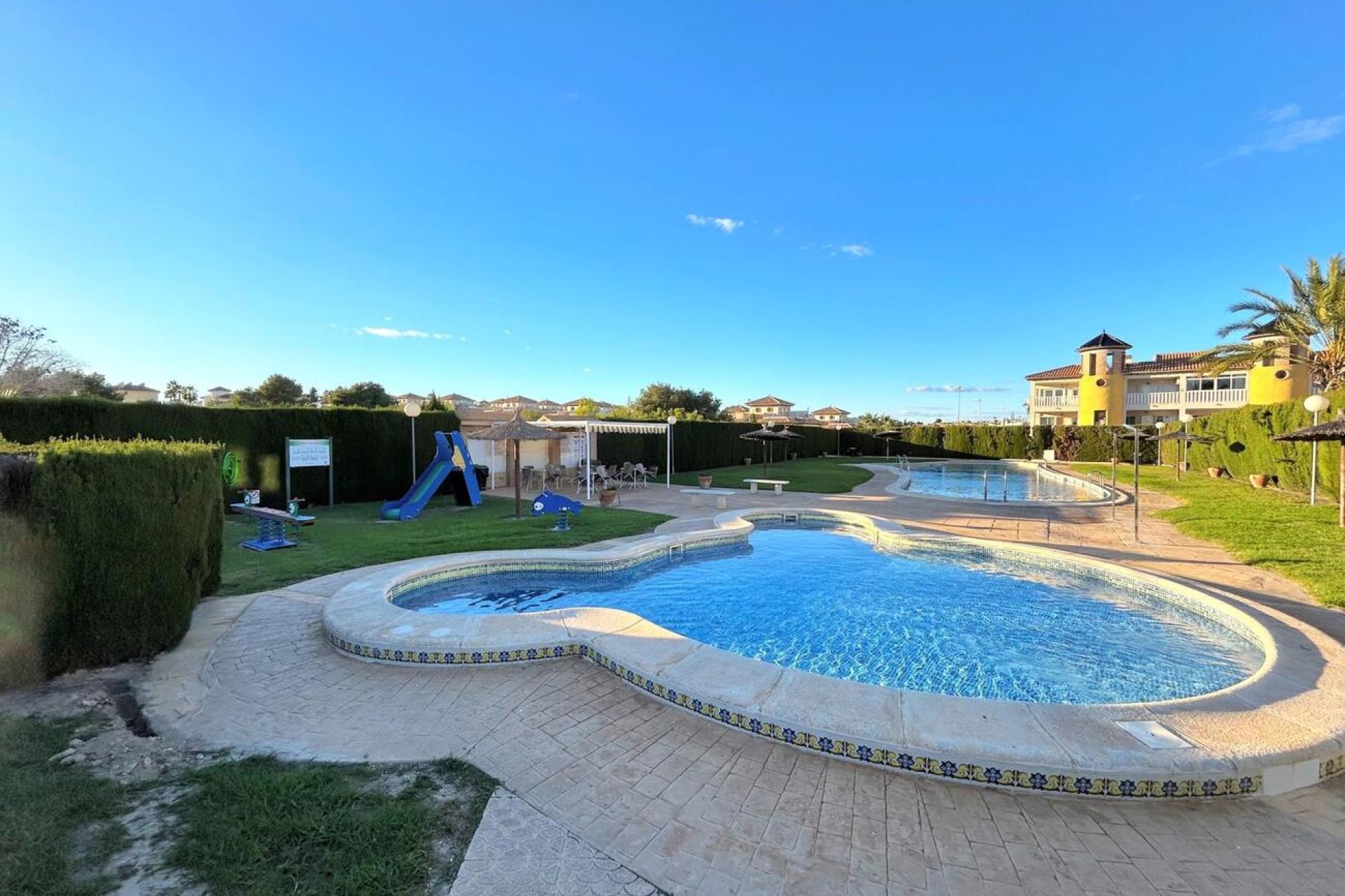 Revente - Town House -
Villamartin - Costa Blanca