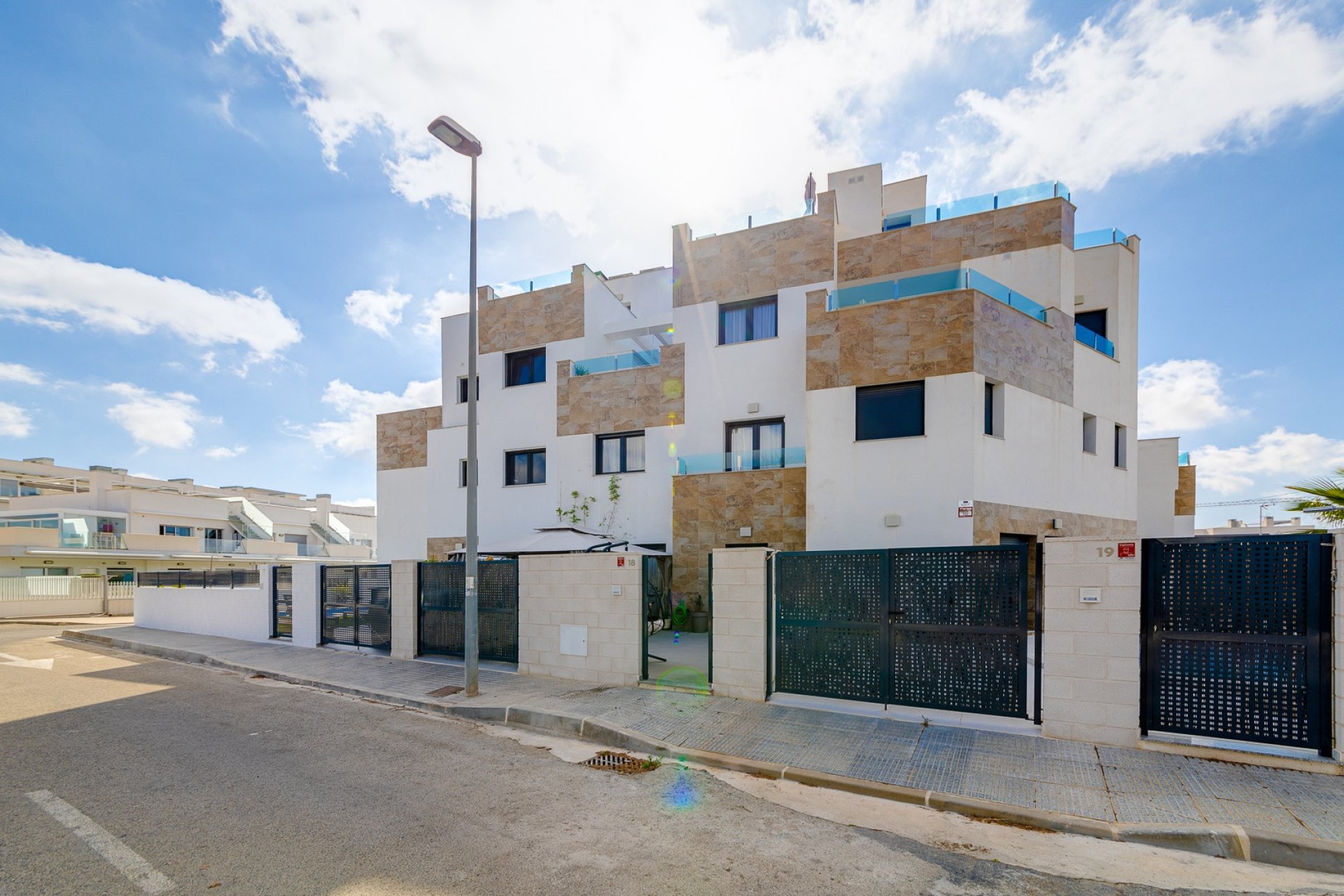 Revente - Town House -
Villamartin - Costa Blanca