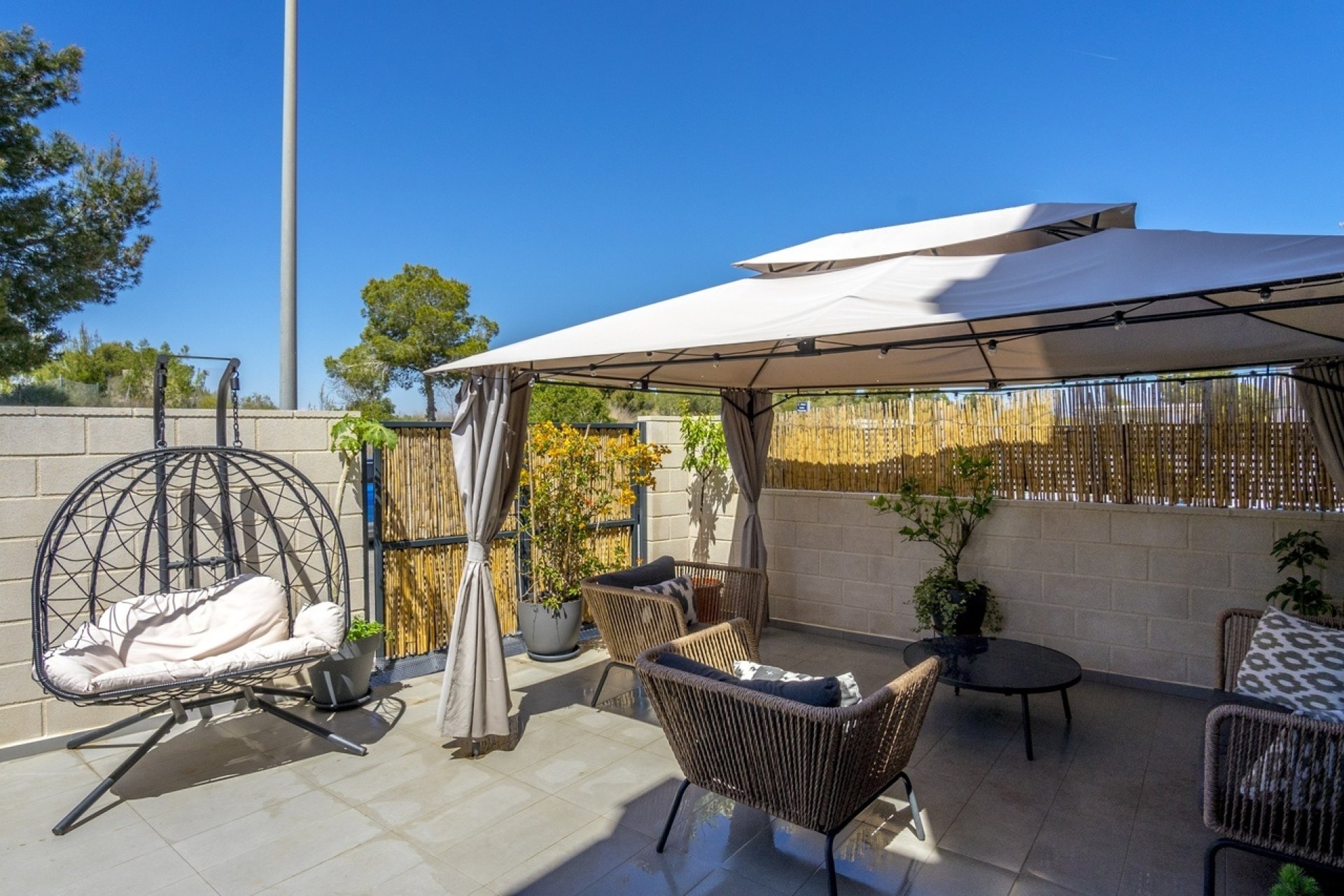 Revente - Town House -
Villamartin - Costa Blanca