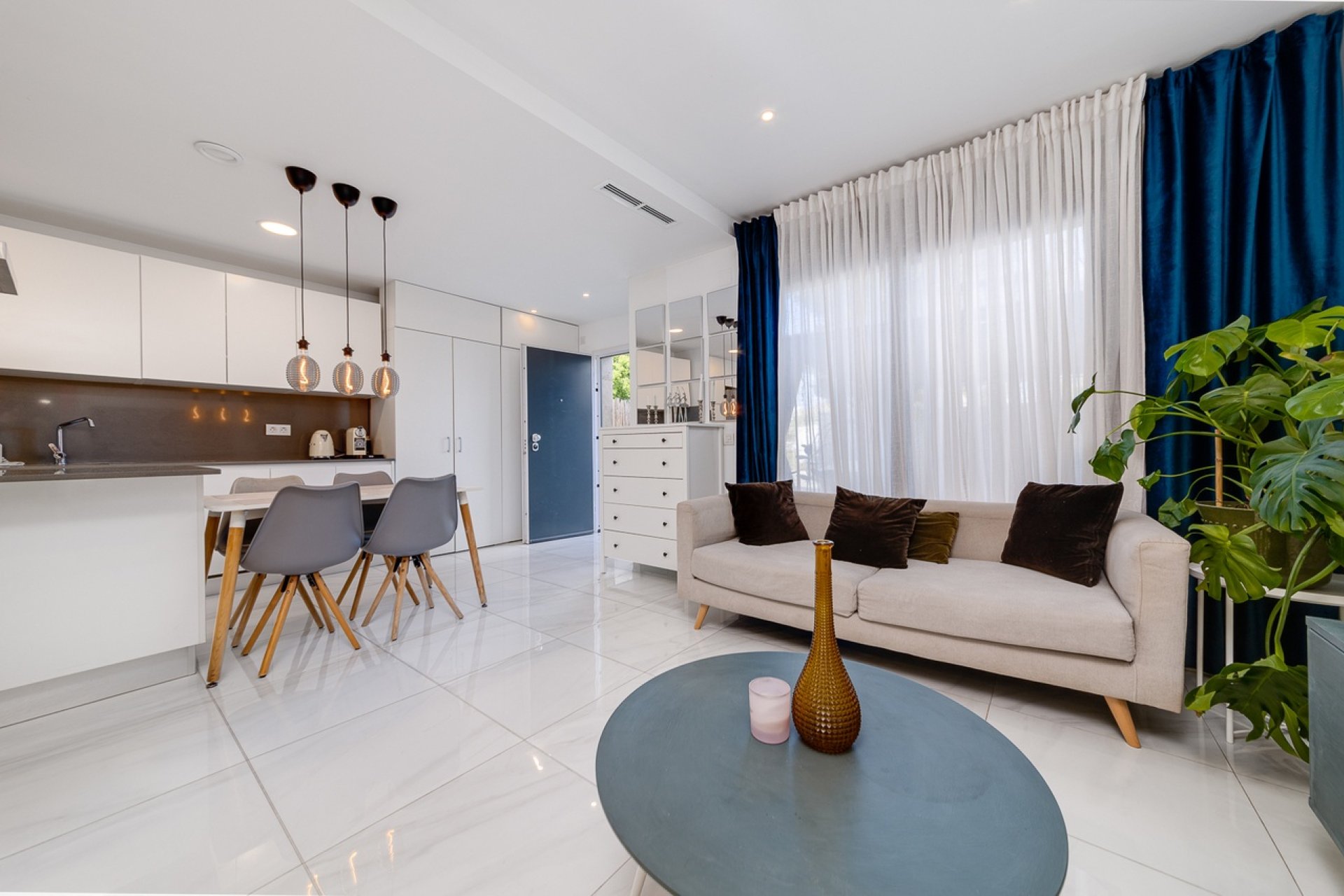 Revente - Town House -
Villamartin - Costa Blanca