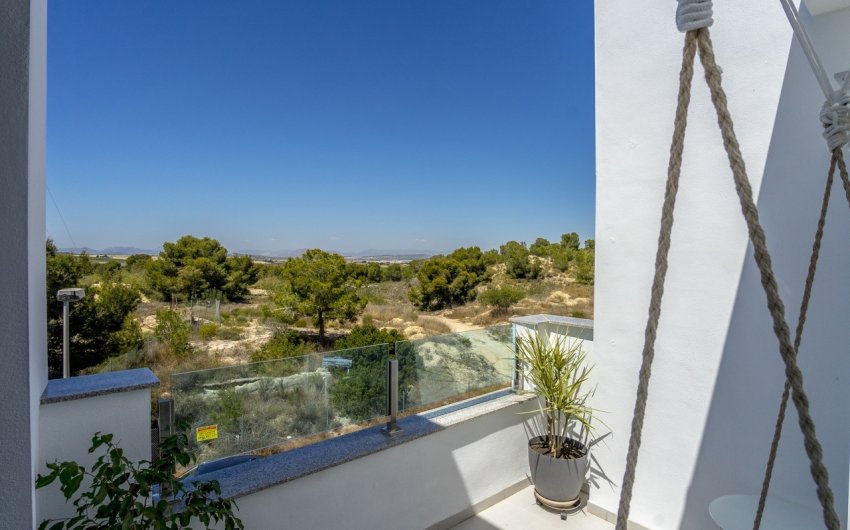 Revente - Town House -
Villamartin - Costa Blanca