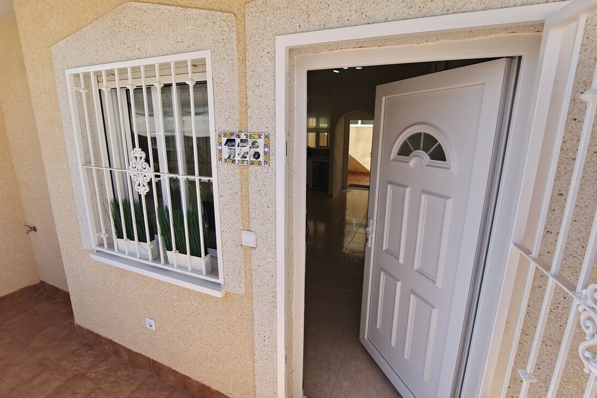 Revente - Town House -
Villamartin - Las filipinas