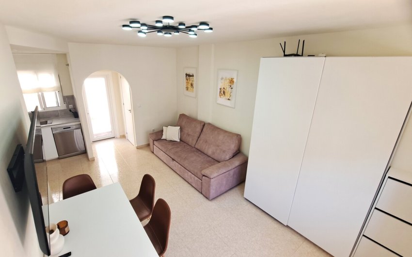 Revente - Town House -
Villamartin - Las filipinas