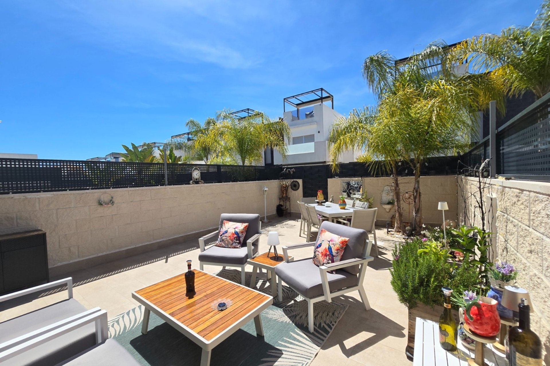 Revente - Townhouse * -
Ciudad Quesada * - Doña Pepa *