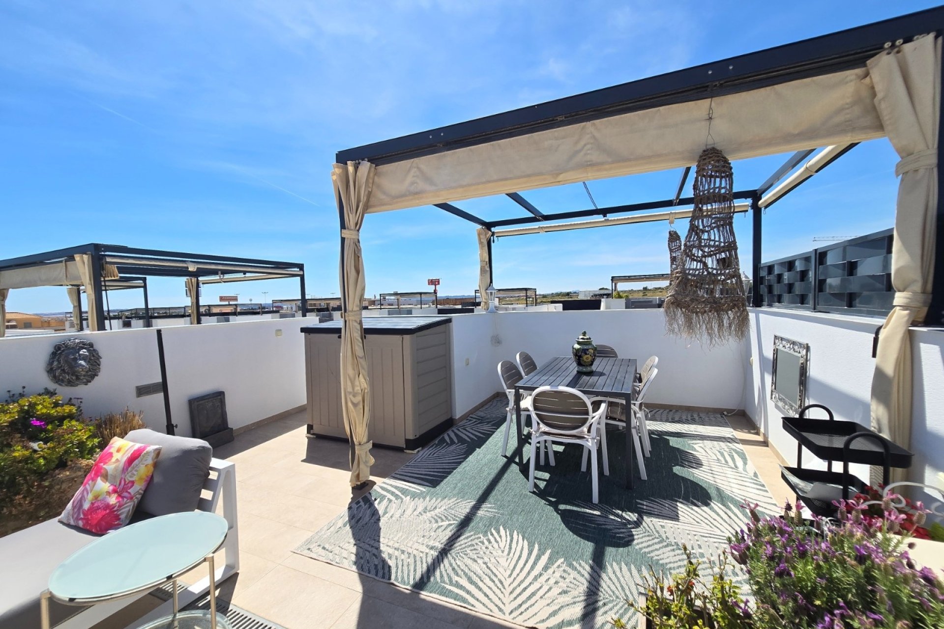 Revente - Townhouse * -
Ciudad Quesada * - Doña Pepa *