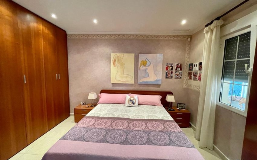 Revente - Villa -
Albatera - Inland