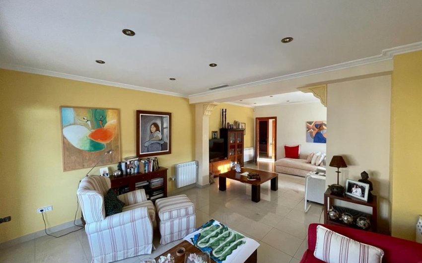 Revente - Villa -
Albatera - Inland