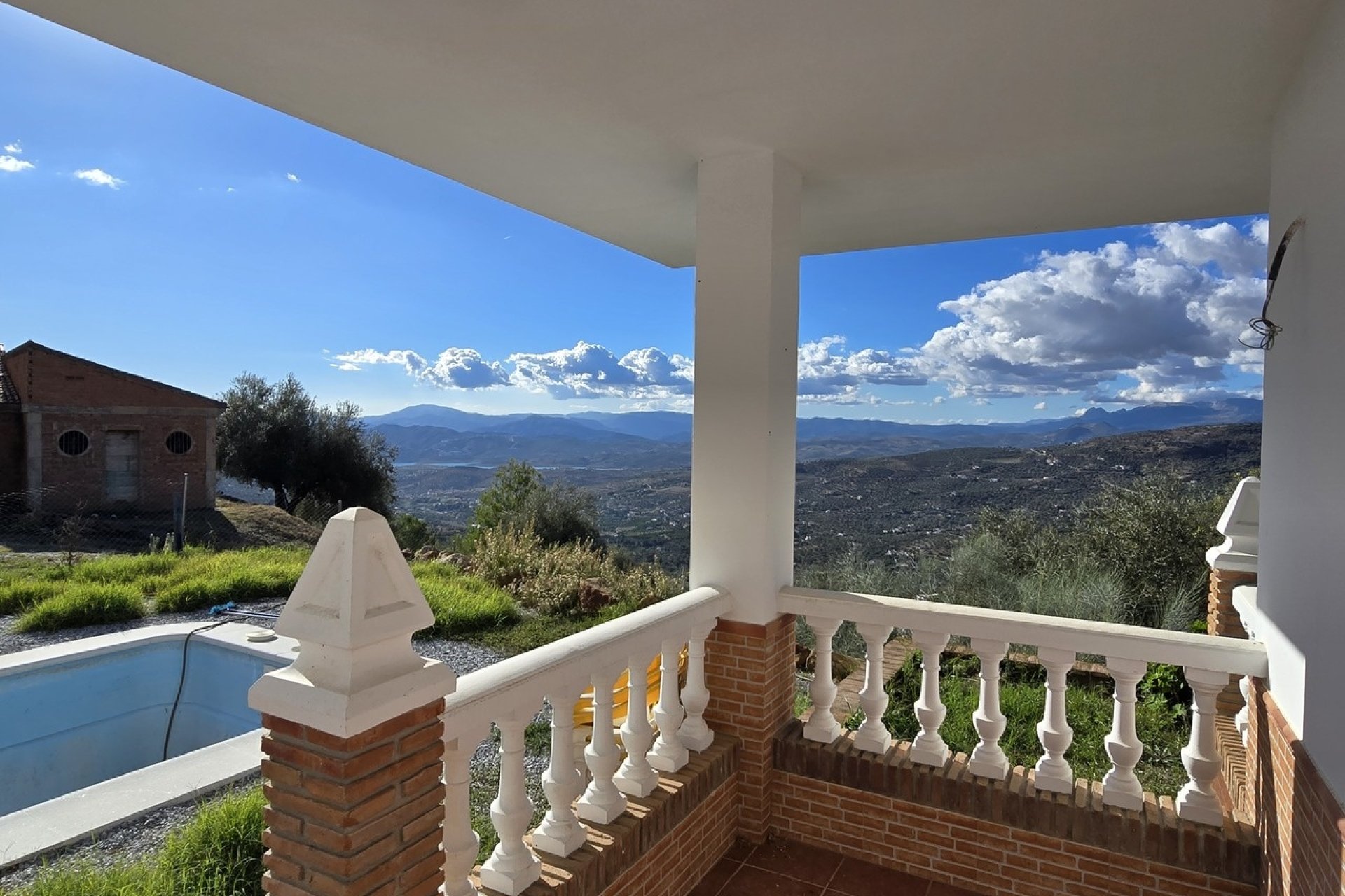 Revente - Villa -
Alcaucín - Inland