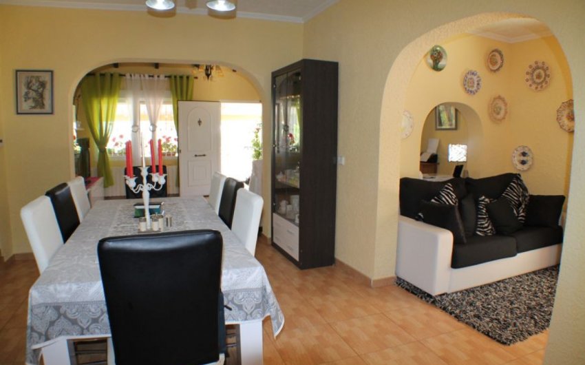 Revente - Villa -
Alfas del Pí - Urbanizaciones