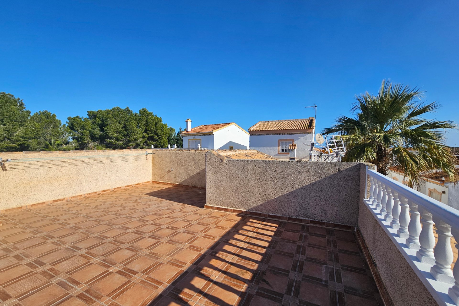 Revente - Villa -
Algorfa - Montemar