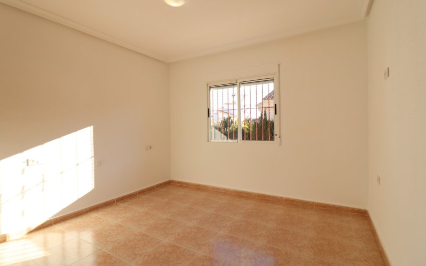 Revente - Villa -
Algorfa - Montemar