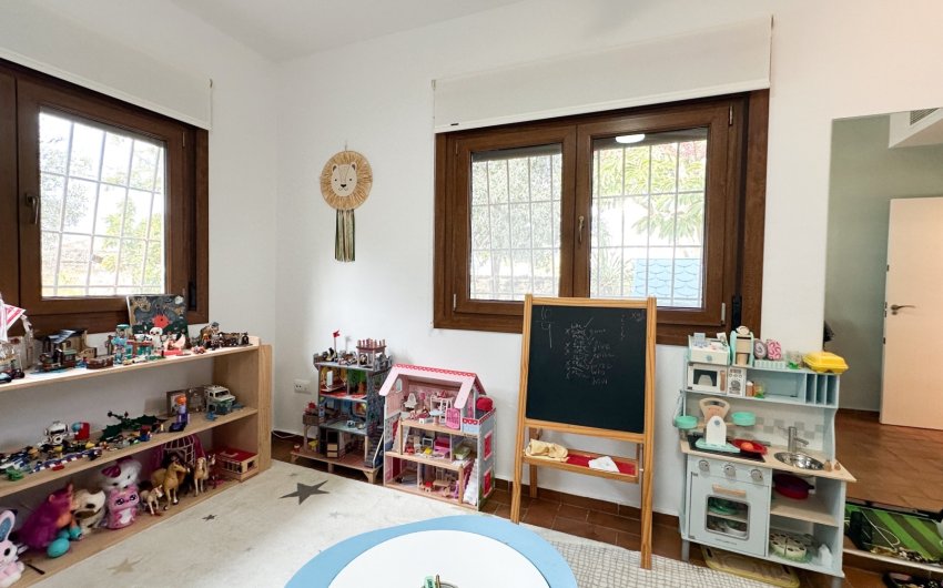 Revente - Villa -
Alicante - Campoamor