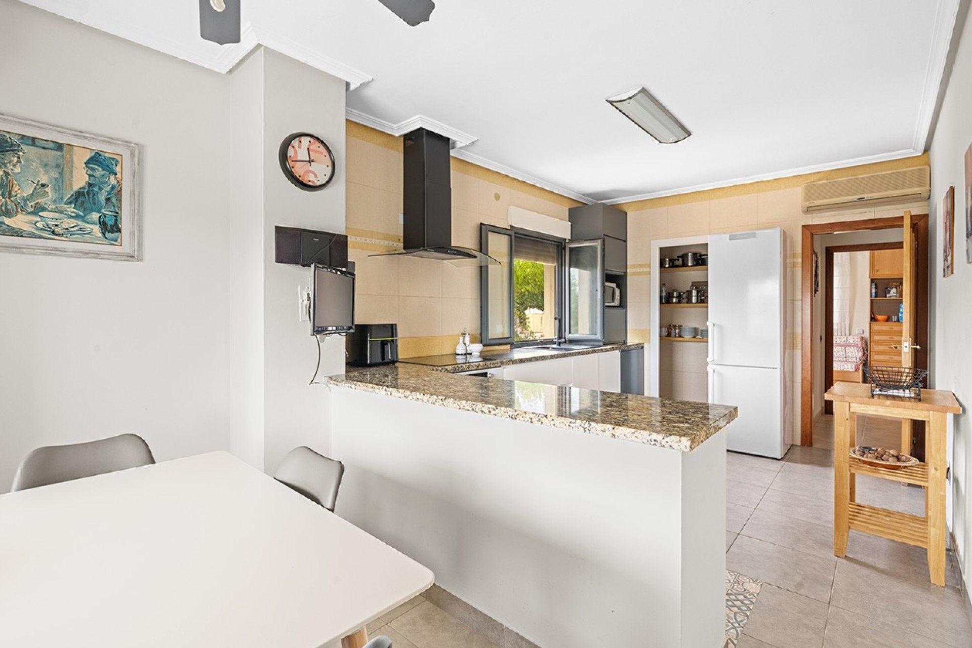 Revente - Villa -
Alicante - Rebolledo