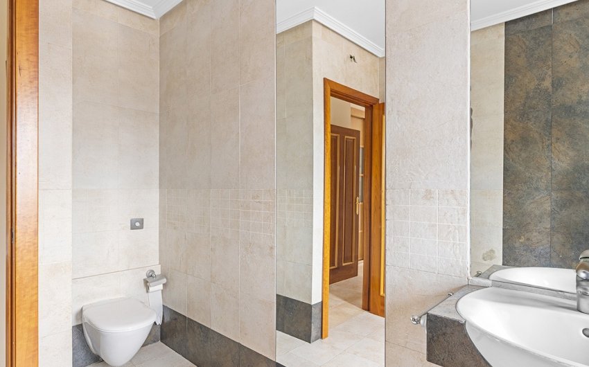 Revente - Villa -
Alicante - Rebolledo