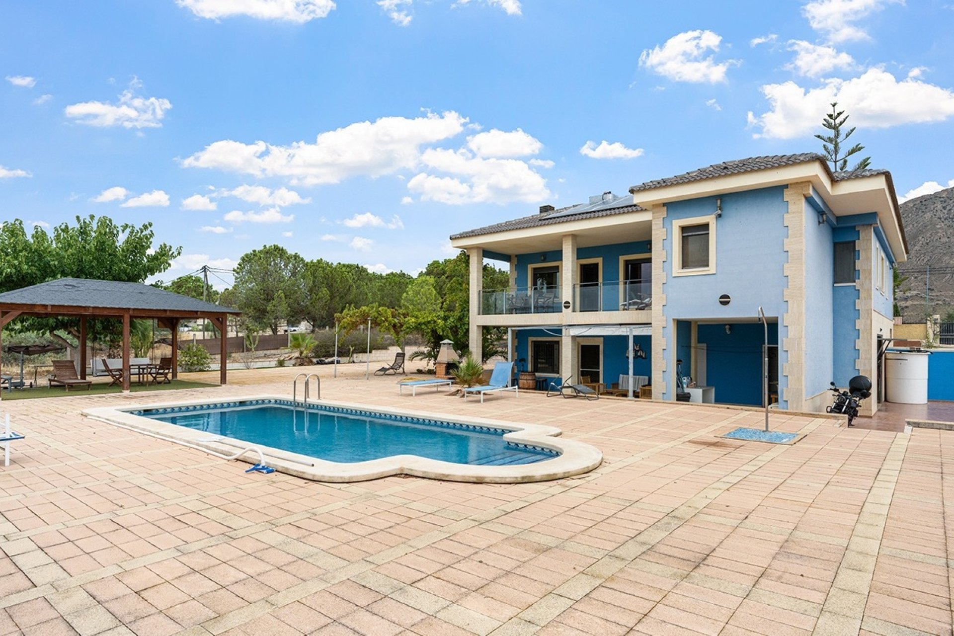 Revente - Villa -
Alicante - Rebolledo