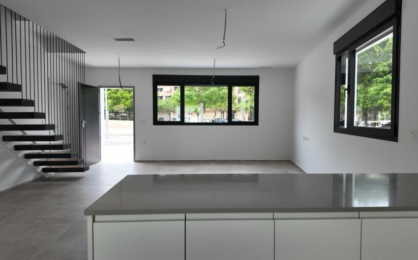 Revente - Villa -
Alicante - Vistahermosa