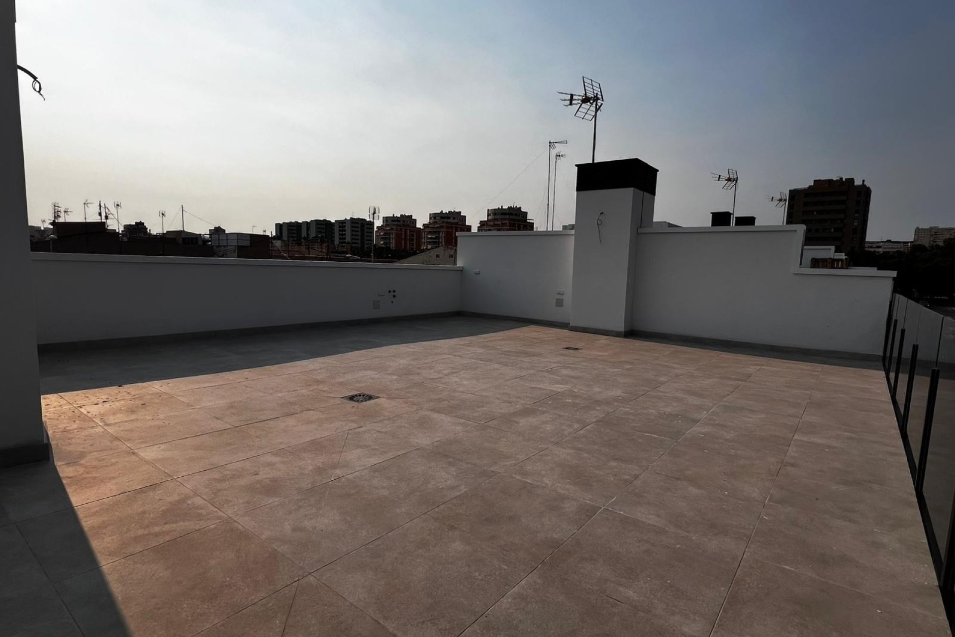 Revente - Villa -
Alicante - Vistahermosa