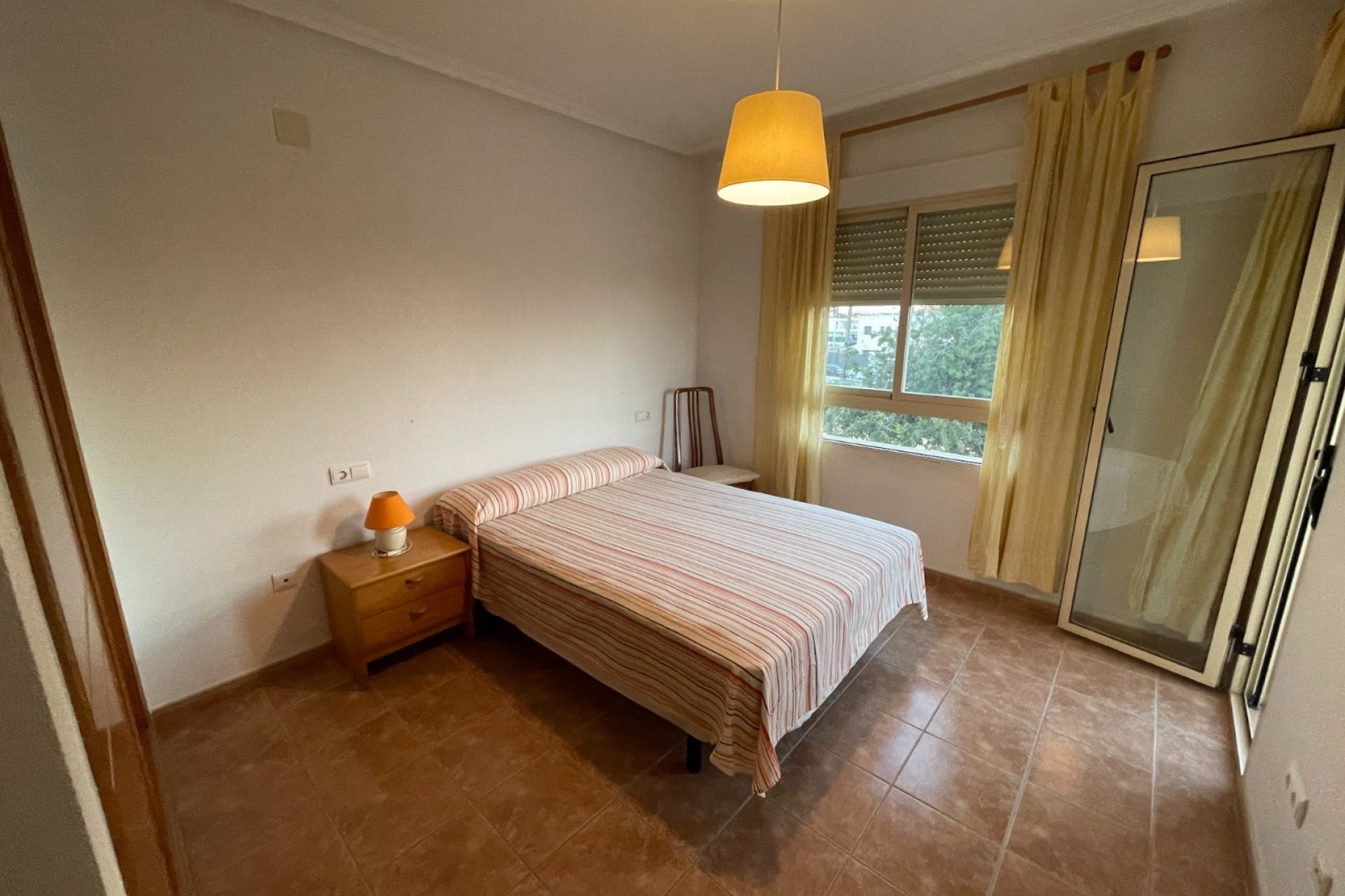 Revente - Villa -
Almoradí - Inland