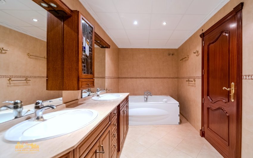 Revente - Villa -
Altea - Altea Hills