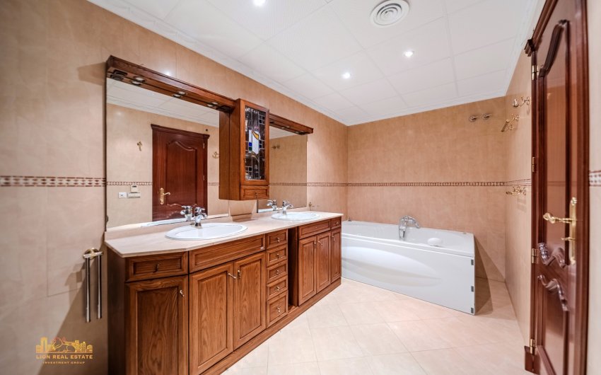 Revente - Villa -
Altea