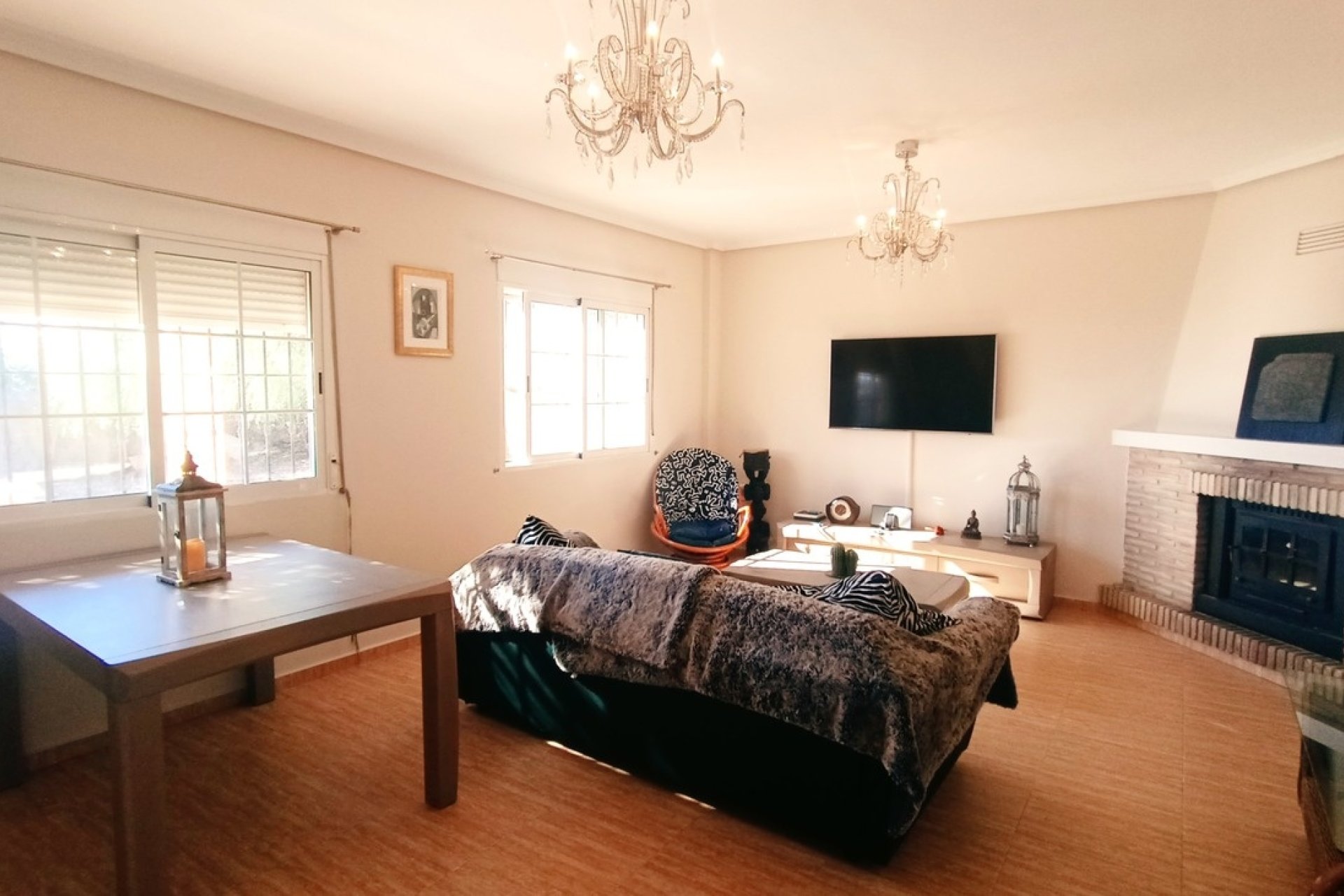 Revente - Villa -
Avileses - Inland