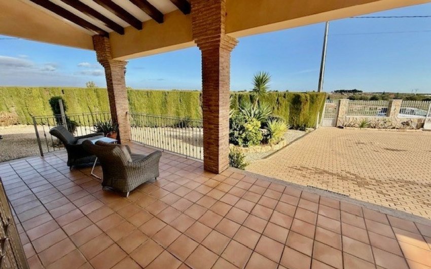 Revente - Villa -
Avileses - Inland