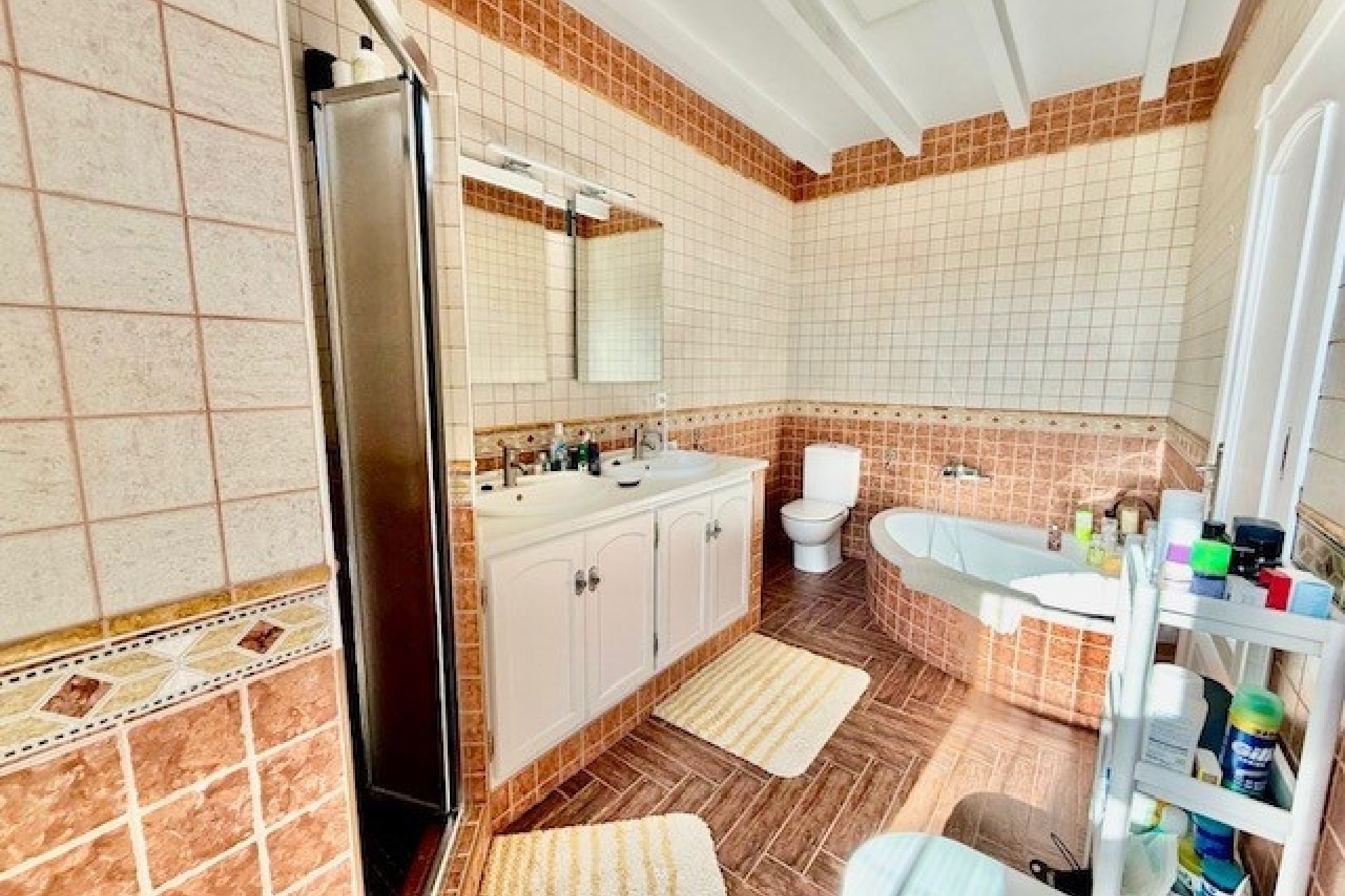 Revente - Villa -
Avileses - Inland