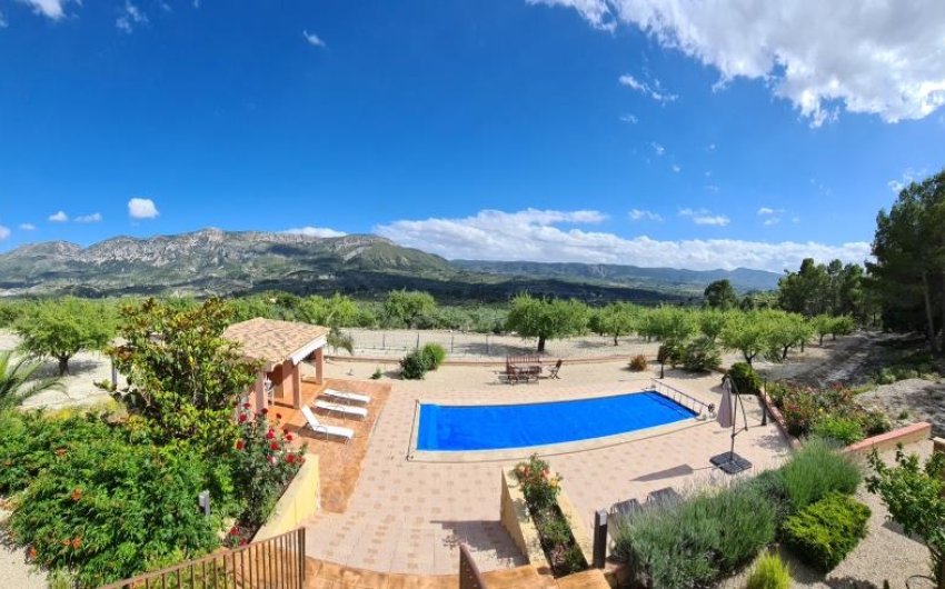 Revente - Villa -
Balones