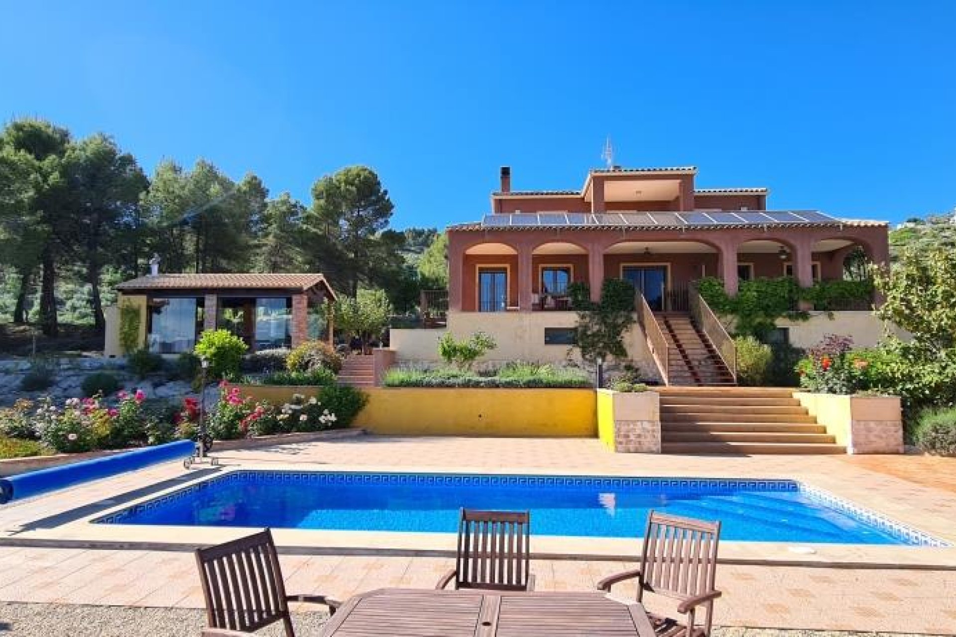 Revente - Villa -
Balones