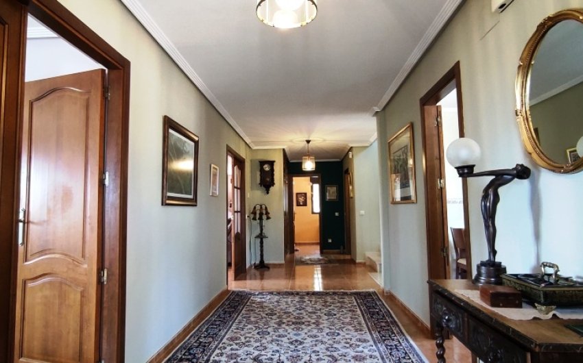 Revente - Villa -
Balones