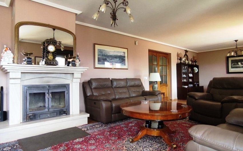 Revente - Villa -
Balones