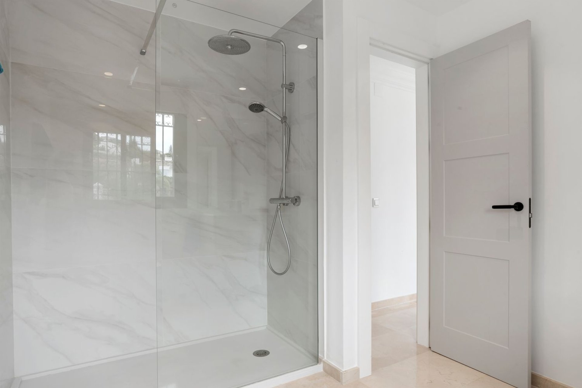 Revente - Villa -
Benahavís - Cortés