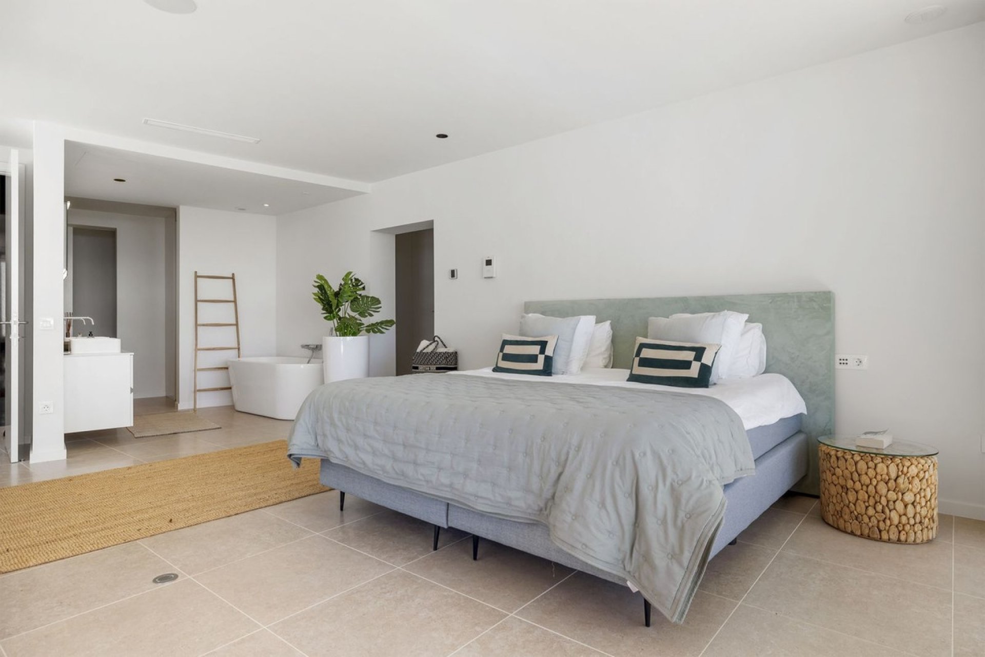 Revente - Villa -
Benahavís - Costa del Sol