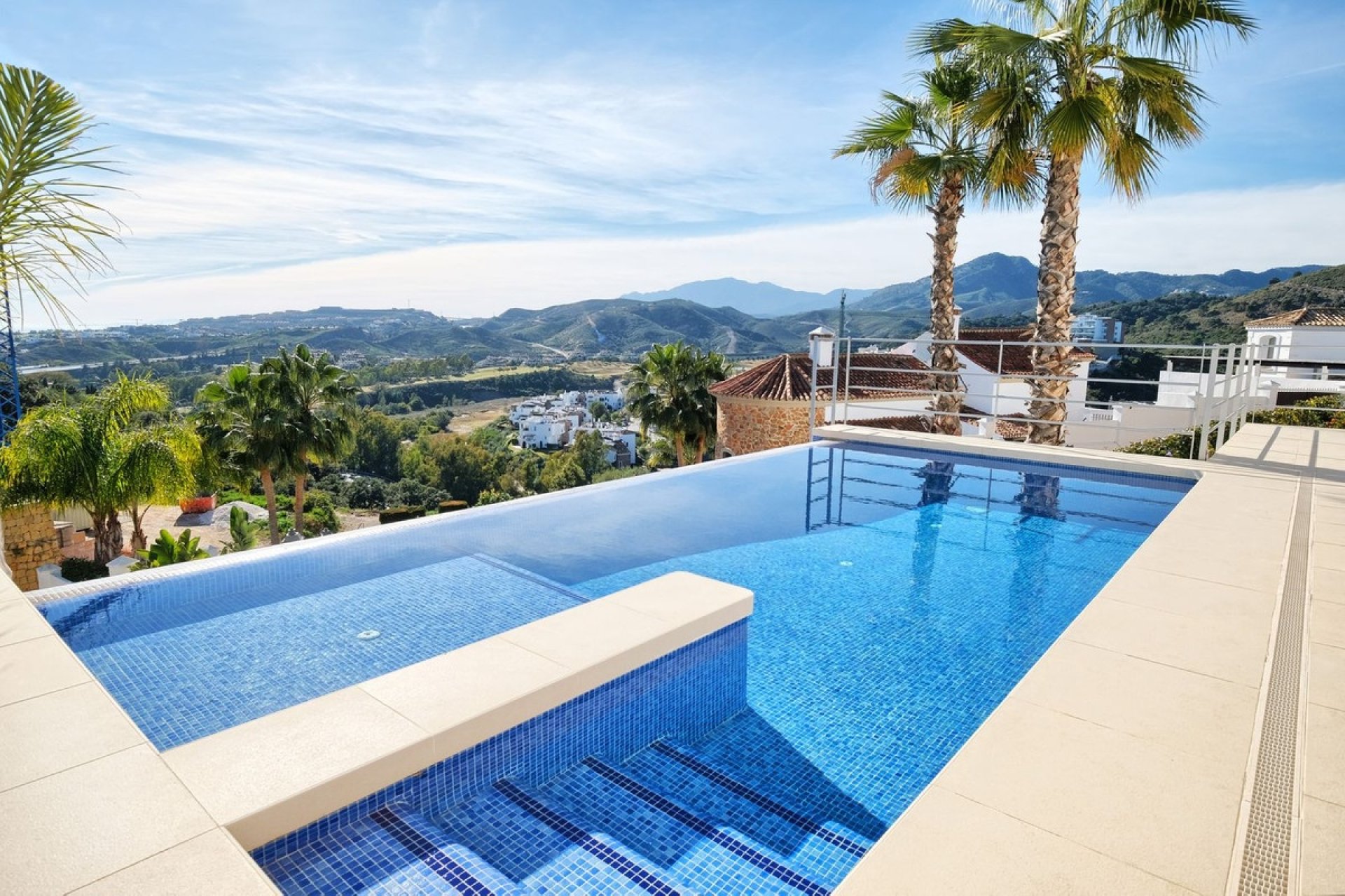 Revente - Villa -
Benahavís - Costa del Sol