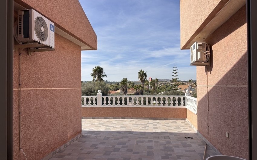 Revente - Villa -
Benijofar - Costa Blanca