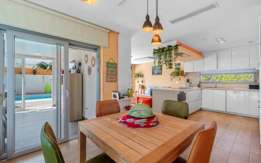 Revente - Villa -
Benijofar - Costa Blanca