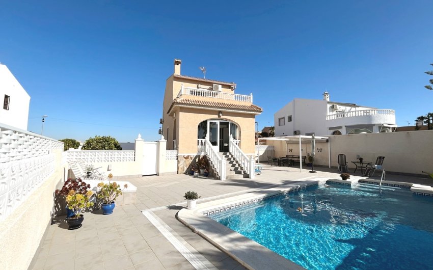 Revente - Villa -
Benijofar - Monte Azul