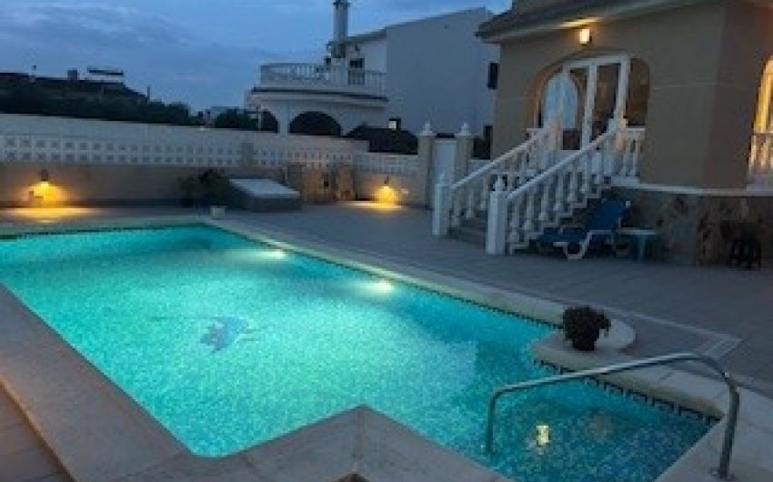 Revente - Villa -
Benijofar - Monte Azul