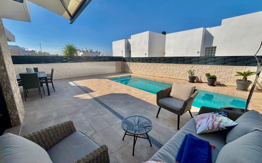 Revente - Villa -
Benijofar - Pueblo 4