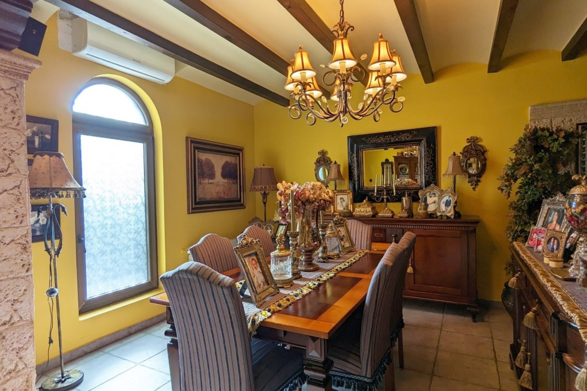 Revente - Villa -
Bigastro - Inland